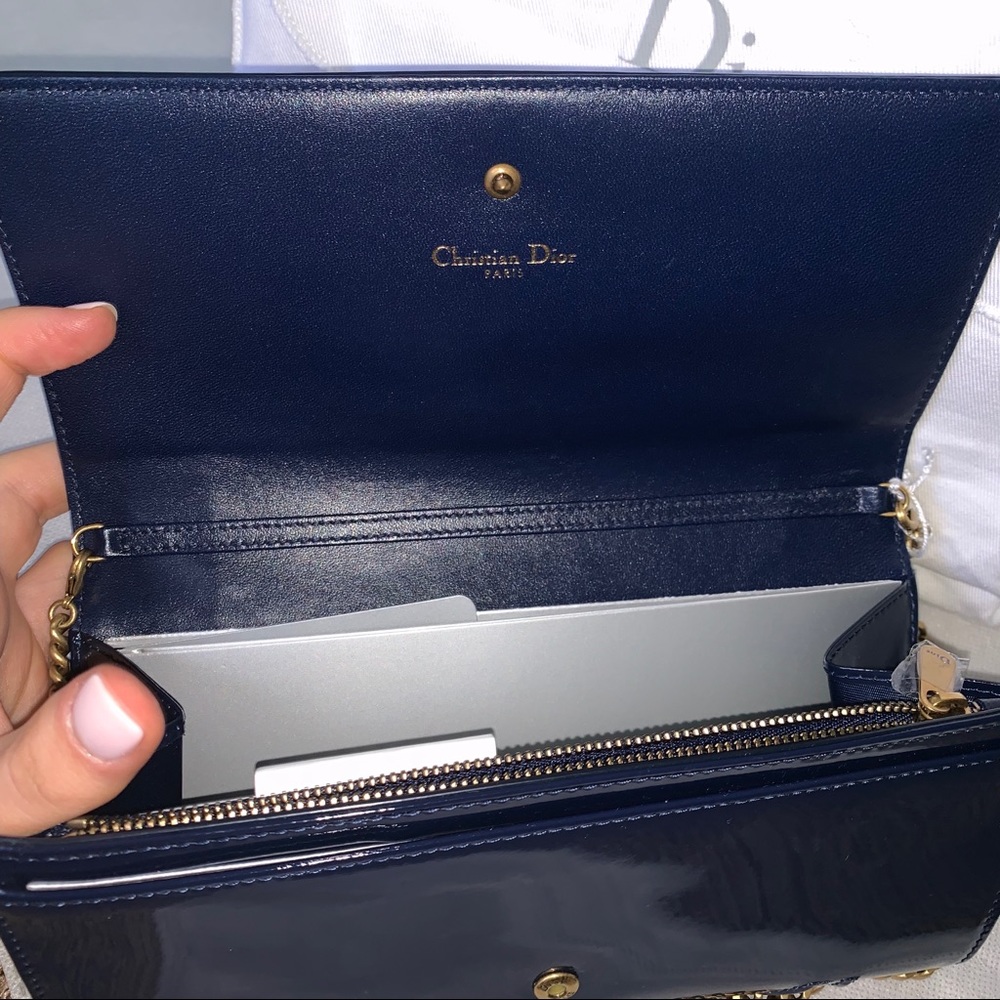 DIOR Diorama Croisiere Wallet On Chain Navy Gold - Picture 3 of 8